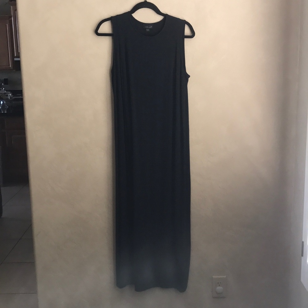 Long never been worn j jill sleeveless dress